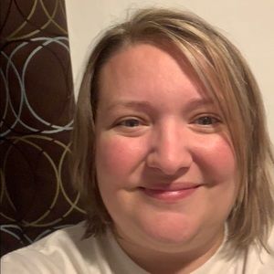 Meet your Posher, Libby